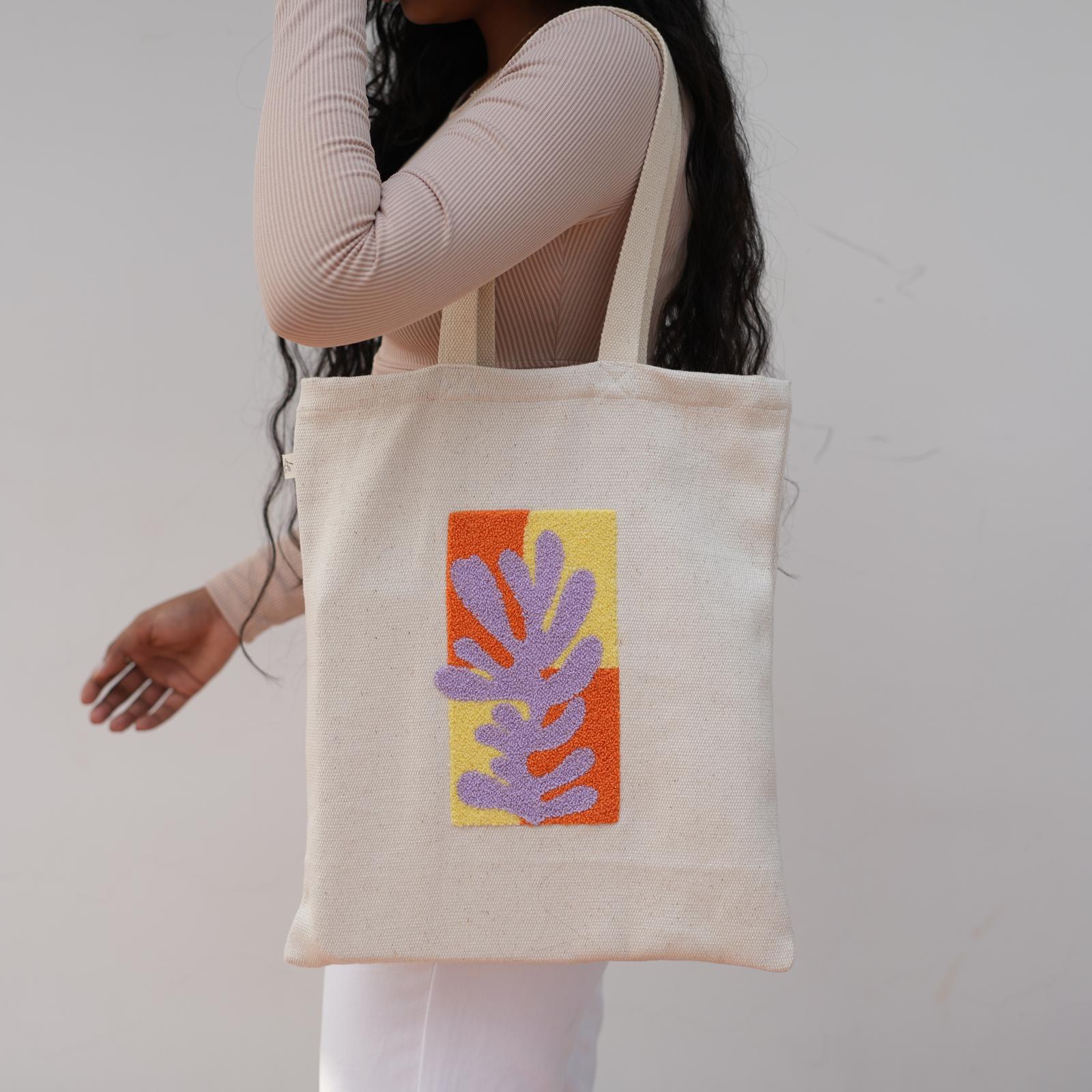 Spectrum Tote